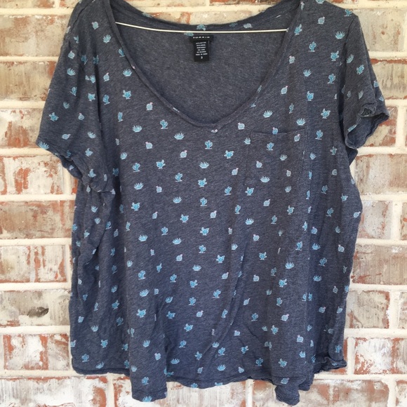 Torrid Cactus Print V-Neck Gray Pocket Tee 3X - Picture 11 of 11
